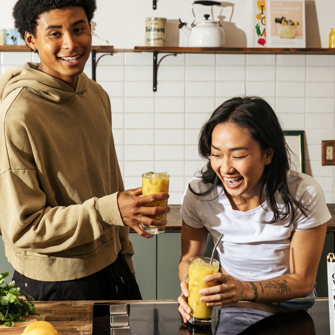 Instant Oat Milk Turmeric Latte